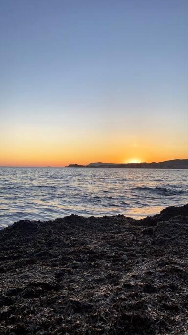 Appartamento Joli Studio A 6 Min A Pied De La Plage Sanary-sur-Mer Esterno foto